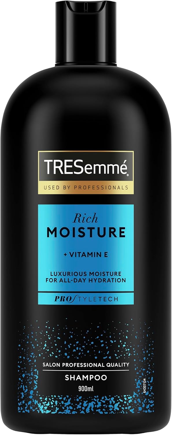 TRESemmé Moisture Rich Shampoo bottle with Vitamin E, 900ml.