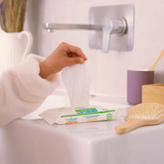 Portable Puressentiel disinfectant wipes for everyday hygiene