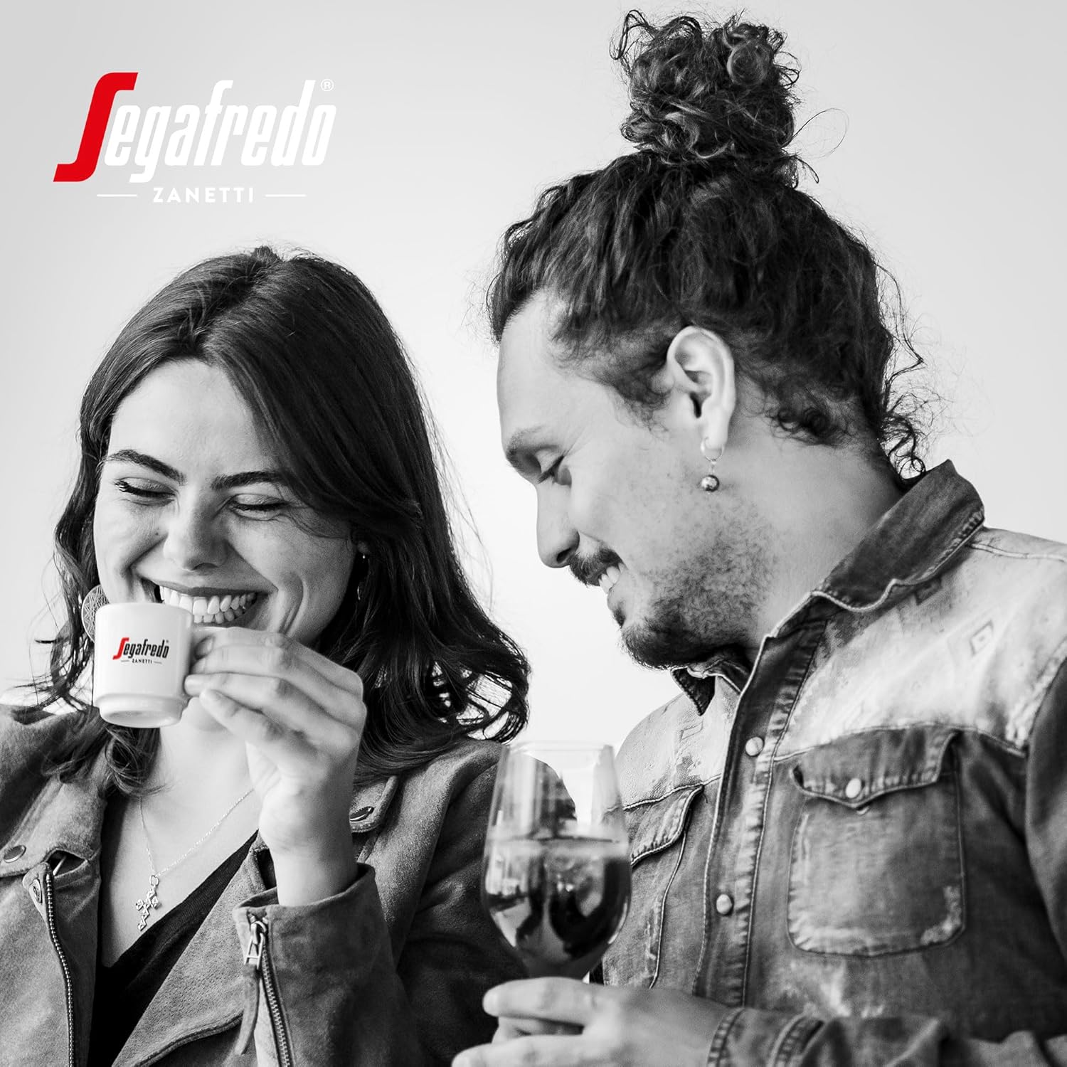 Segafredo Zanetti Italian roast whole coffee beans espresso preparation lifestyle image 1kg