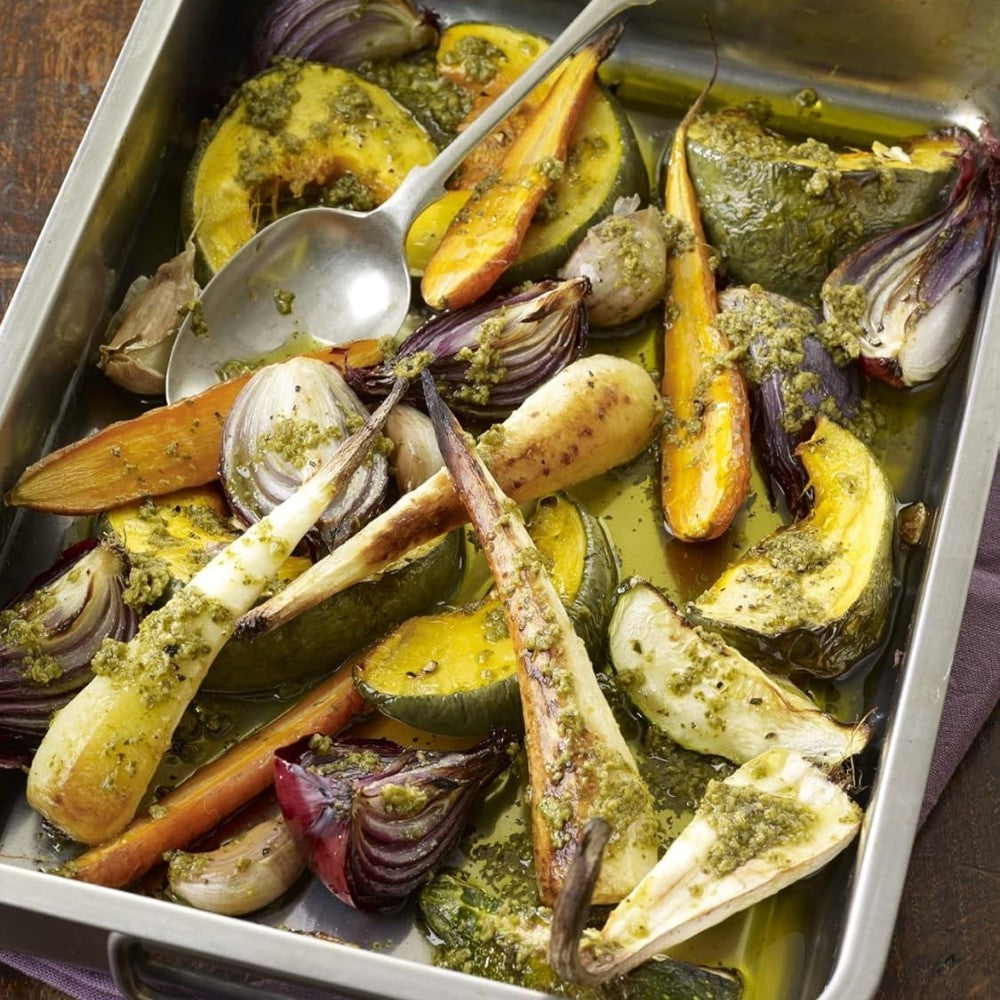 Lifestyle/use image: Filippo Berio pesto pasta dish Italian basil sauce