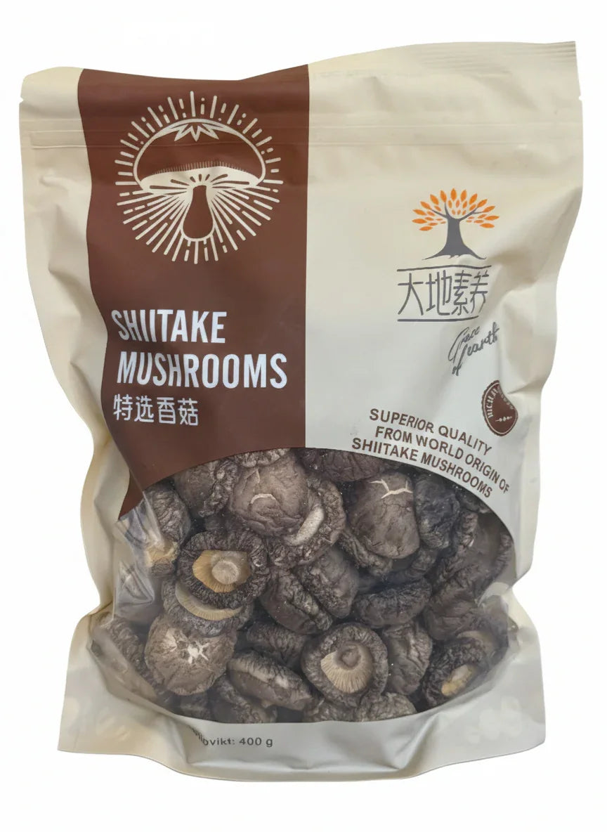 Lifestyle/use image: Grace of Earth dried shiitake mushrooms prepared for Asian cooking 400g